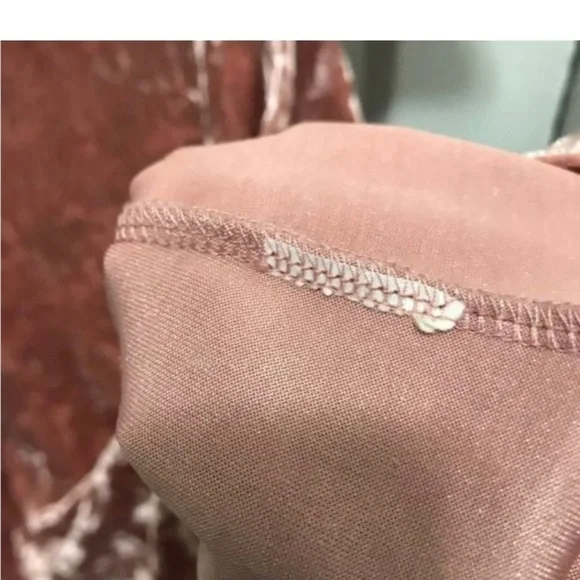 MIAMI Pink Mauve Rose Cold Shoulder Velvet A-line Dress Women’s‎ Size XS - Picture 7 of 8